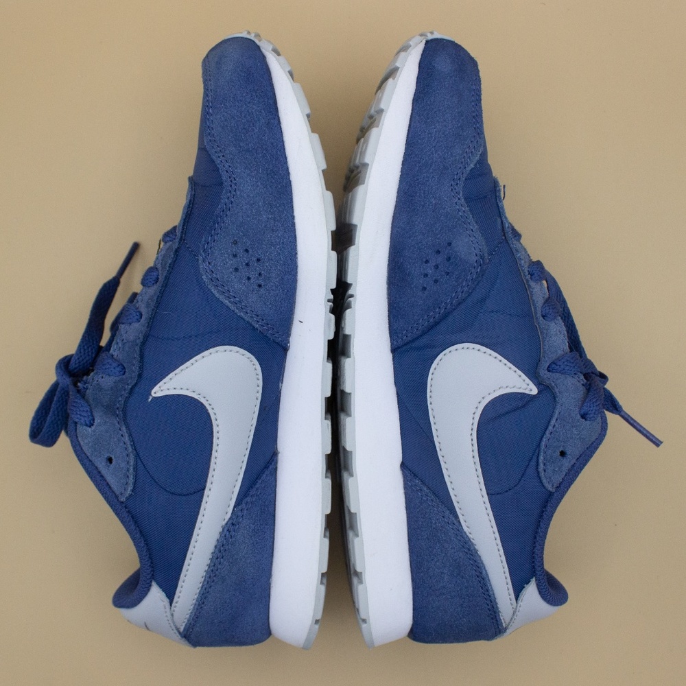 Nike MD Valiant Blue Shoes CN8558-400 Youth Size 5Y - Picture 6 of 8